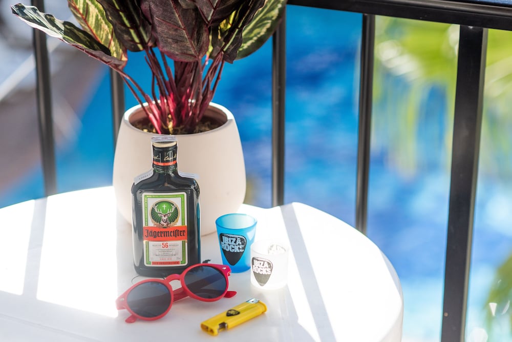 Фото Ibiza Rocks Hotel