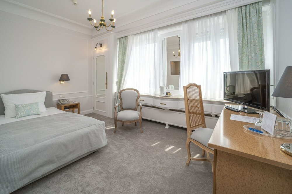 Фото Grand Hotel Cravat