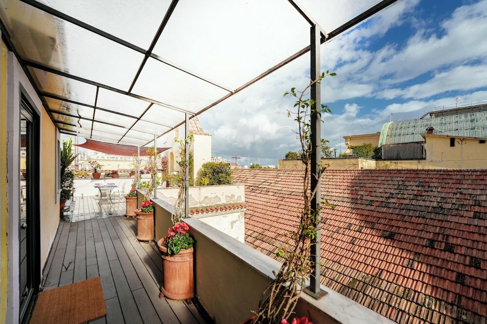 Фото Attico Partenopeo B&b