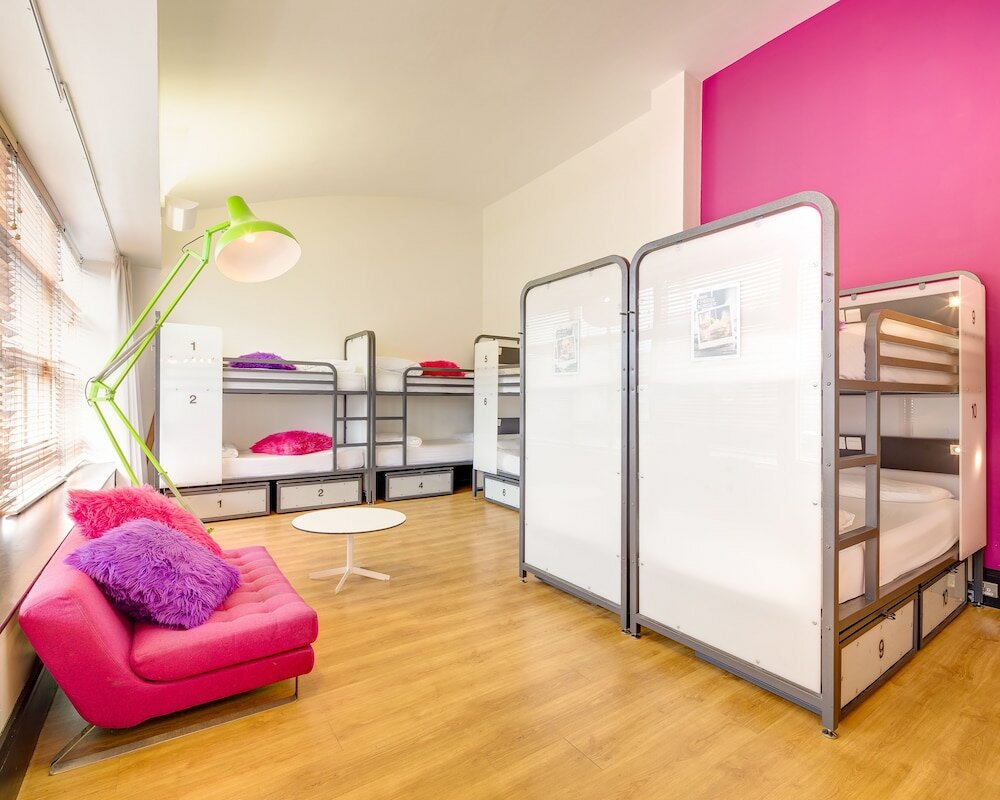 Фото Generator Dublin