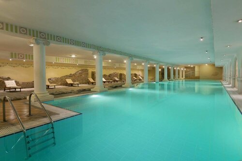 Гостиница Ramada by Wyndham Plovdiv Trimontium в Пловдиве