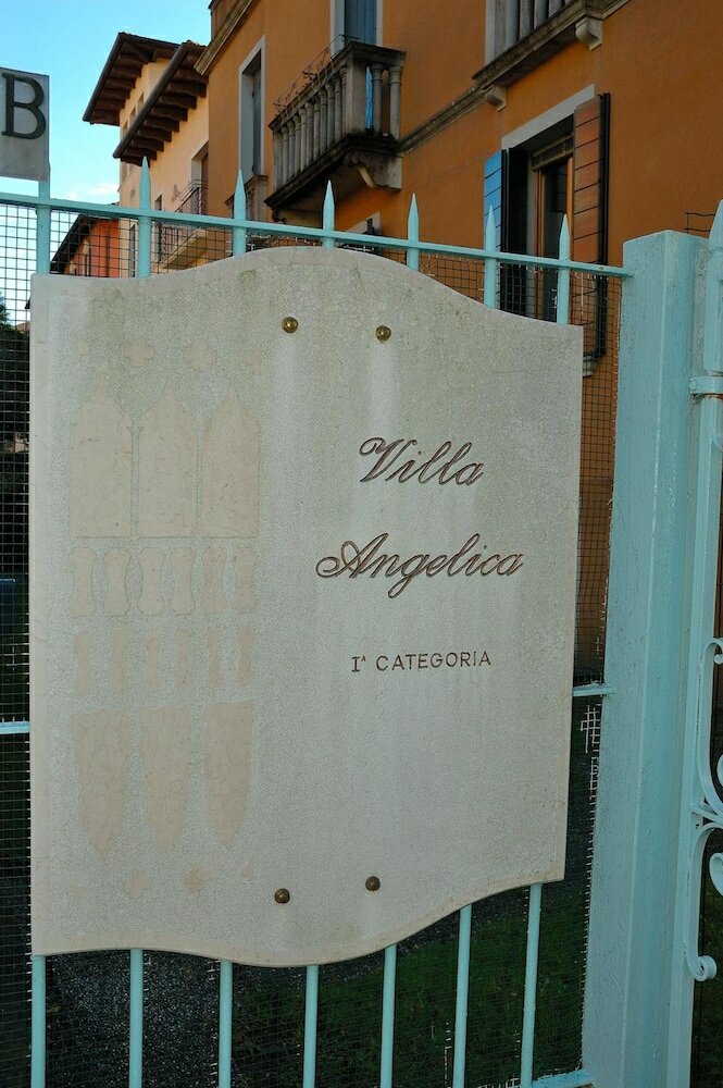 Фото Гостевой дом Villa Angelica