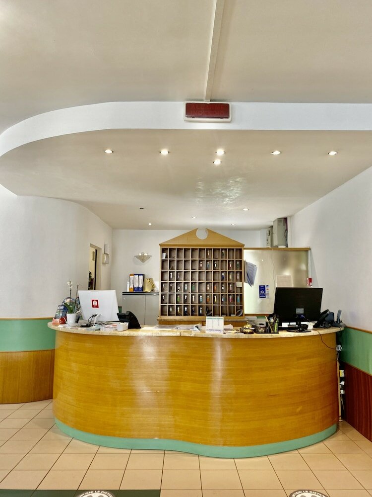 Фото Hotel Aiglon