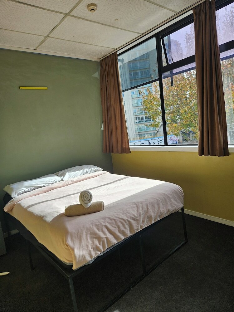 Фото Silverfern Backpackers