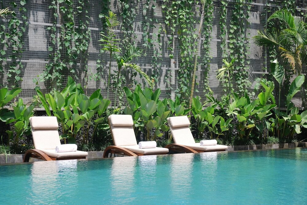 Фото Ubud Village Hotel