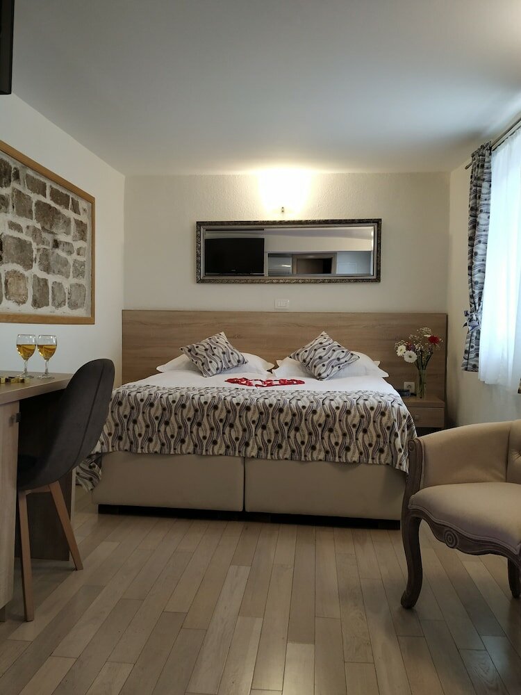 Фото Kastel 1700 Boutique Hotel