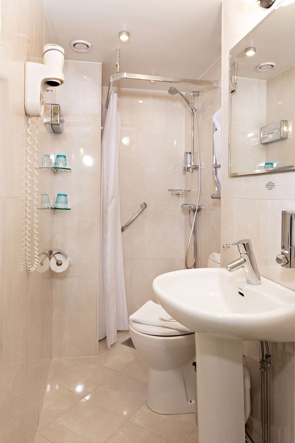 Фото Sure Hotel by Best Western Center