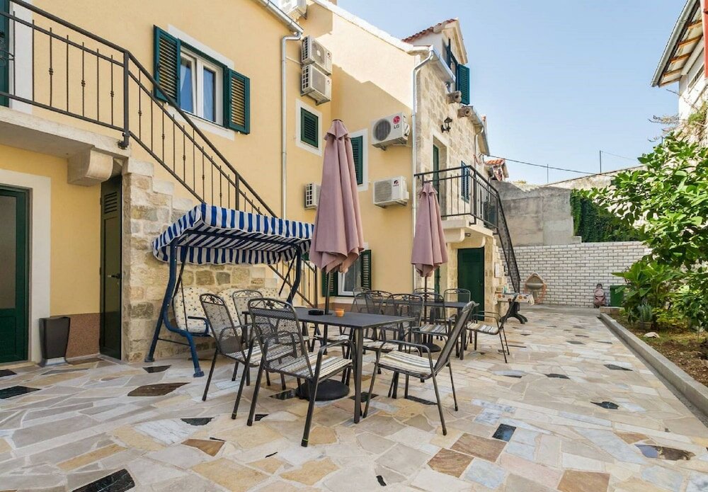 Фото Peruzovic Rooms & Apartments