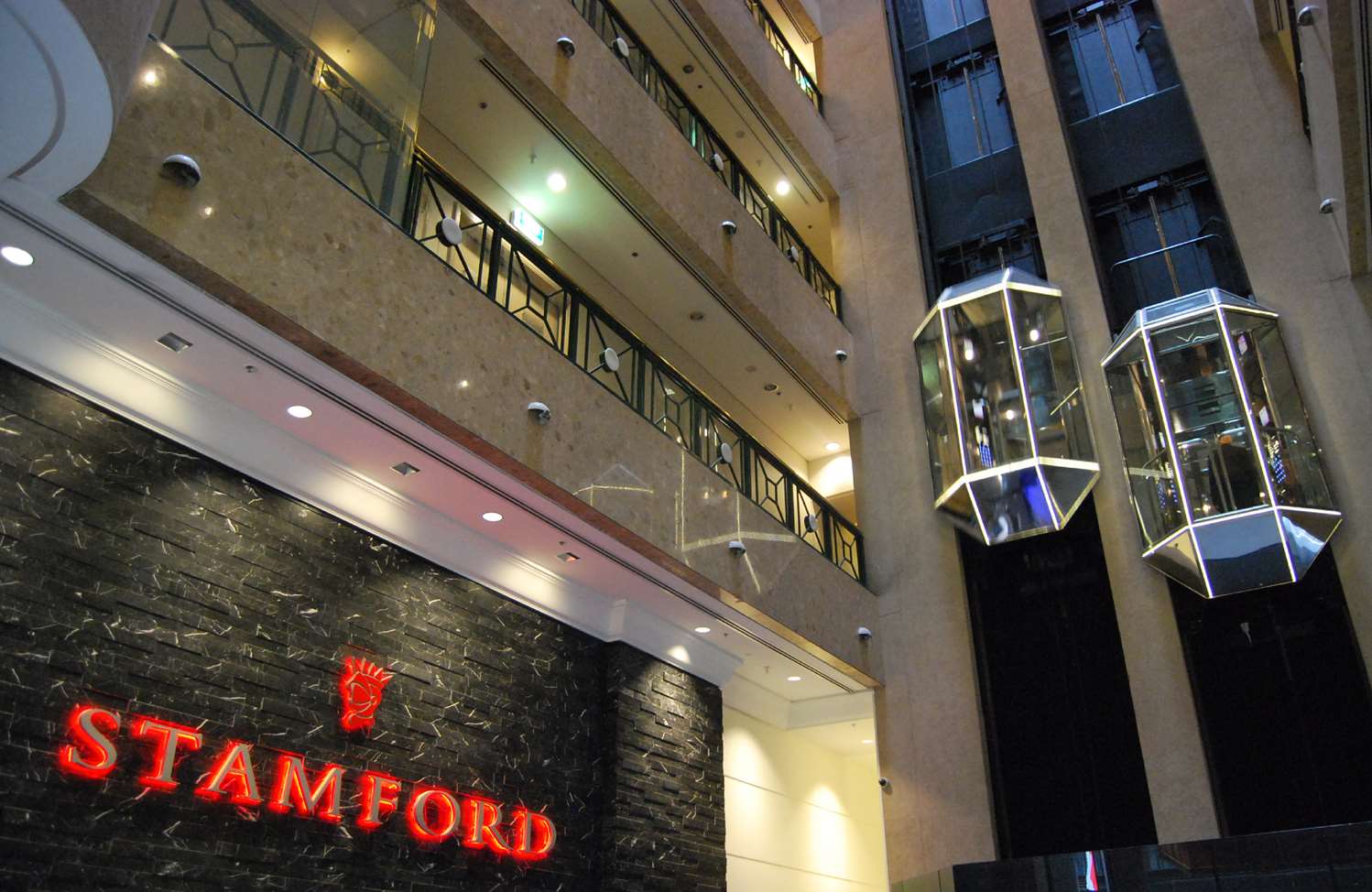 Фото Stamford Plaza Melbourne Hotel