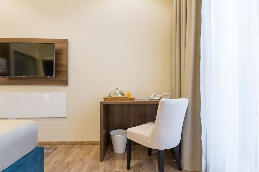 Фото Marquise Hotel