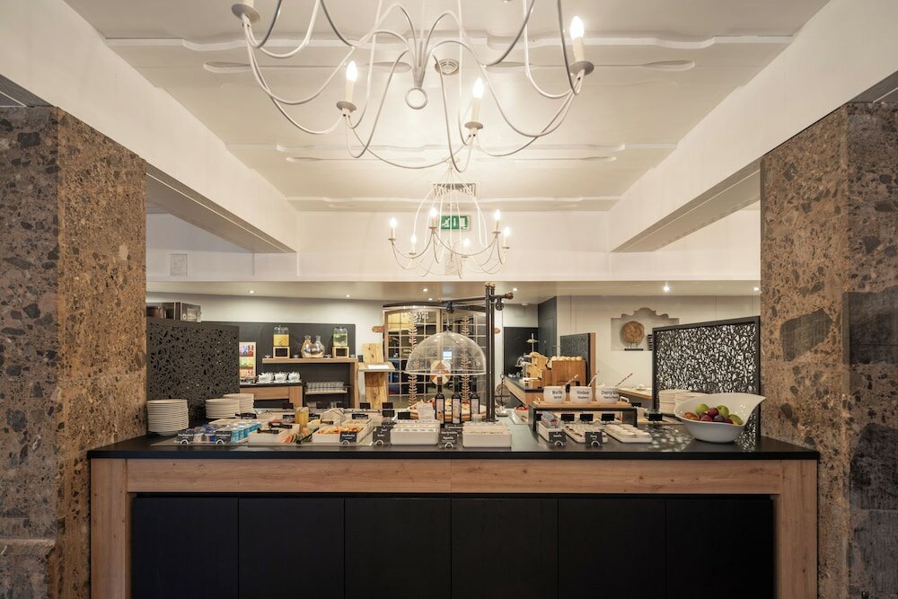 Фото Q Hotel Maria Theresia