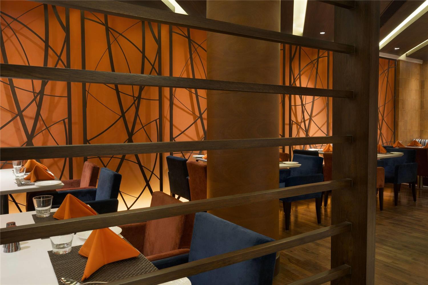 Фото Ramada Plaza by Wyndham Jhv Varanasi