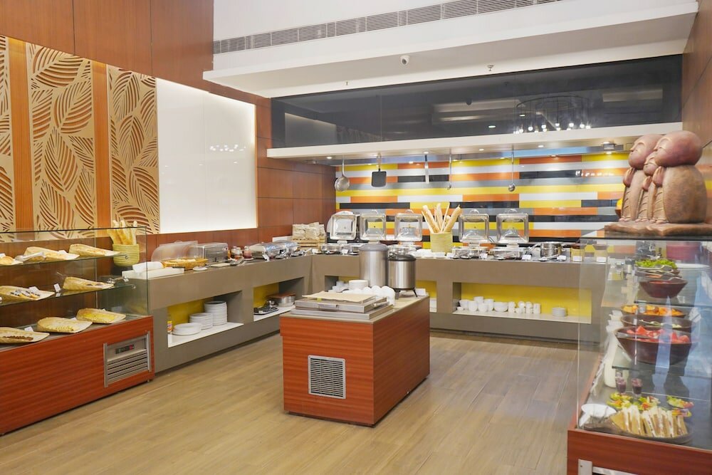 Фото Central Blue Stone