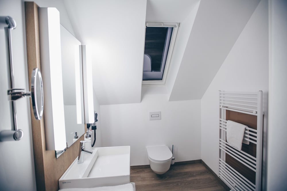 Фото Hotel Luckys Inn GmbH