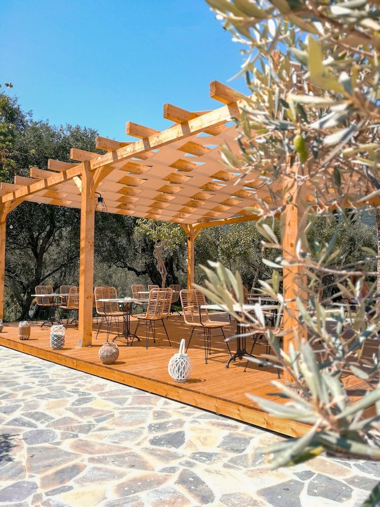 Фото Hotel Yannis Corfu