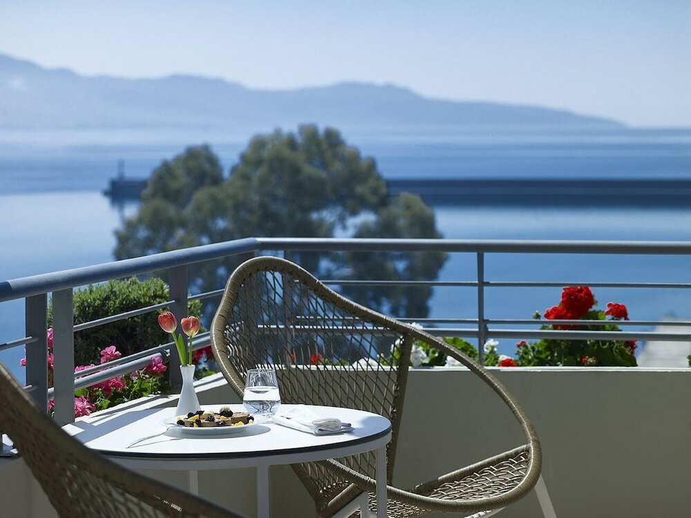 Фото Pharae Palace Hotel