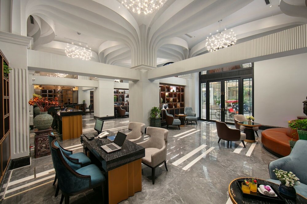 Фото May De Ville Old Quarter II Hotel