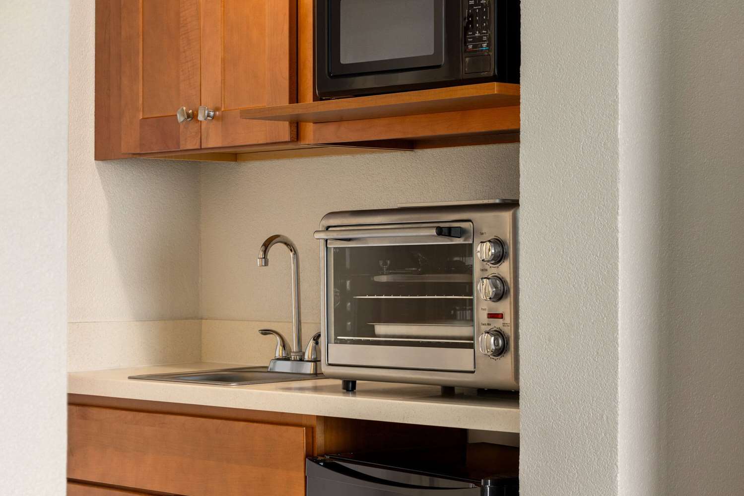 Фото Howard Johnson by Wyndham Ocean City Oceanfront