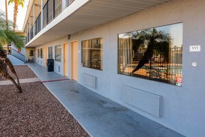 Гостиница Rodeway Inn Phoenix North I-17