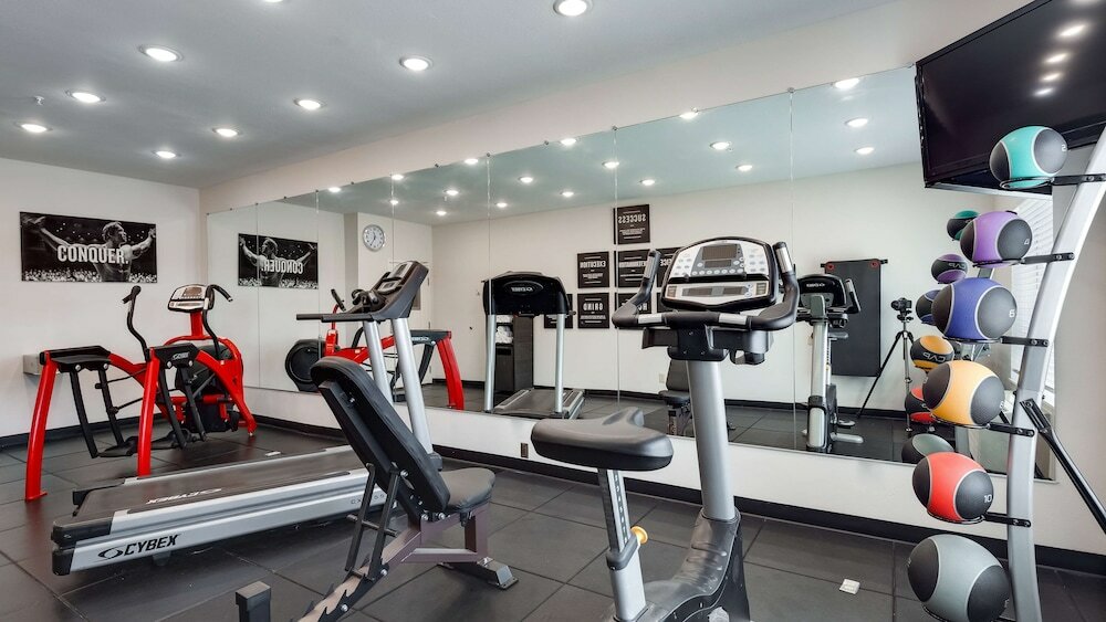 Фото Best Western Worlds of Fun Inn & Suites