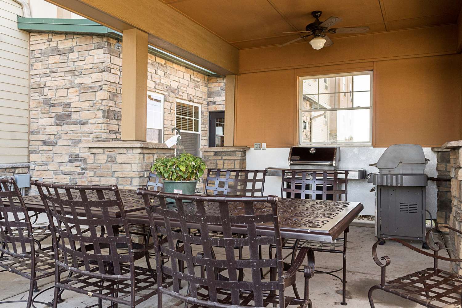 Фото MainStay Suites Williston