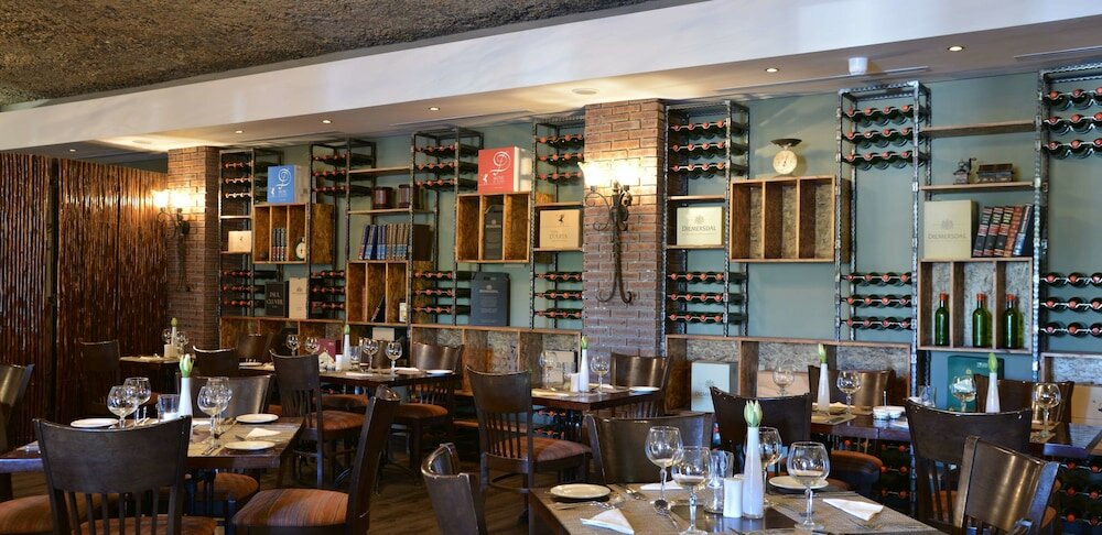 Фото Protea Hotel by Marriott Cape Town Durbanville