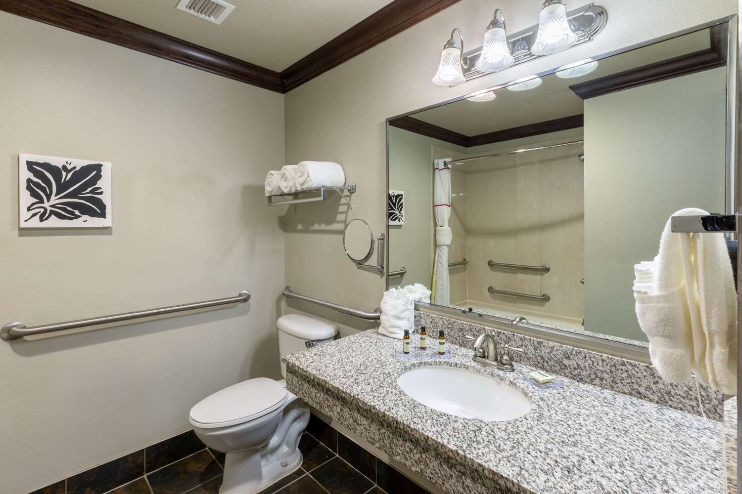 Фото Hawthorn Suites by Wyndham Lubbock