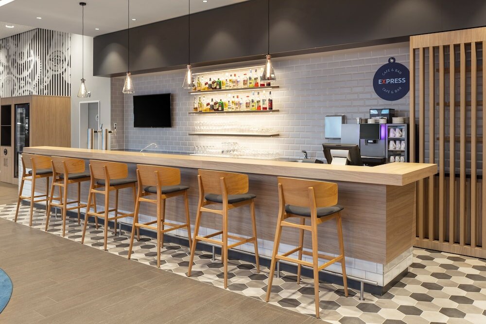 Фото Holiday Inn Express - Aarburg - Oftringen, an Ihg Hotel