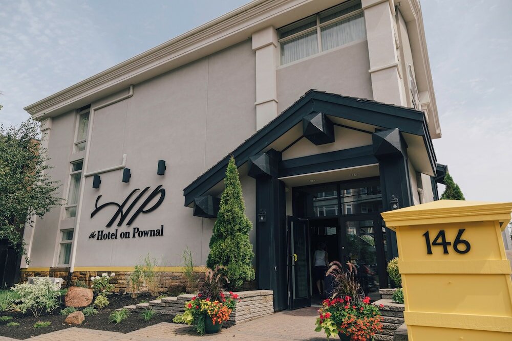 Фото The Hotel on Pownal