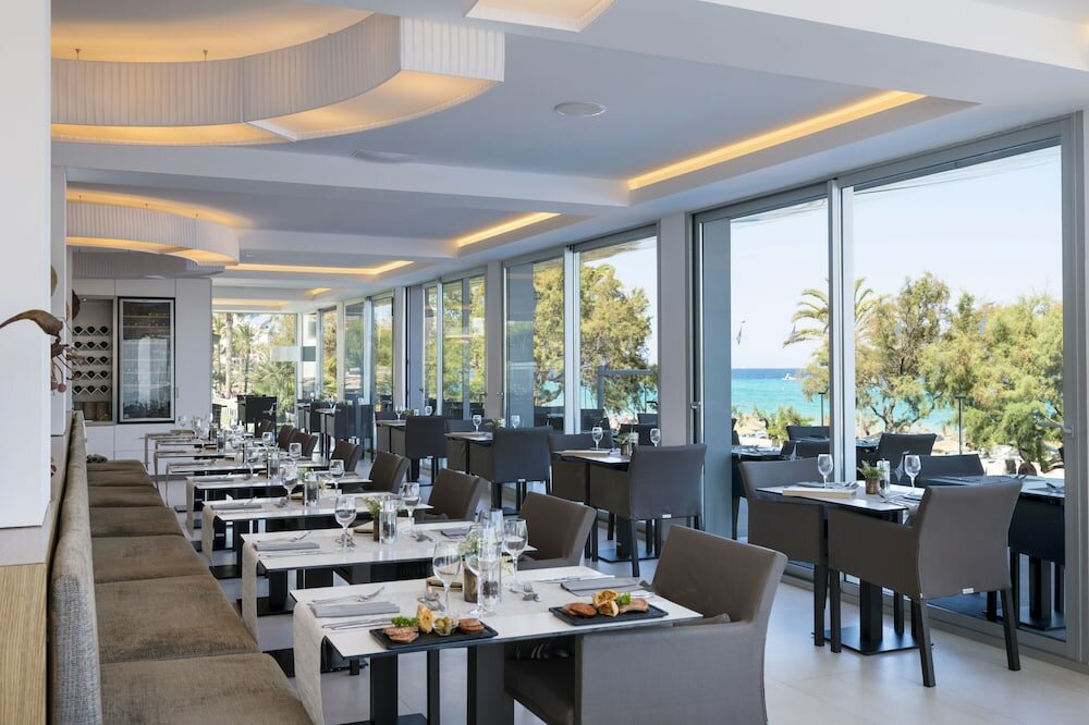 Фото Hotel Kyrat Amarac - Adults Only