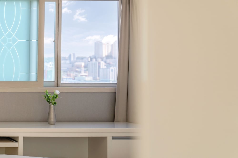 Фото Staywell Hotel