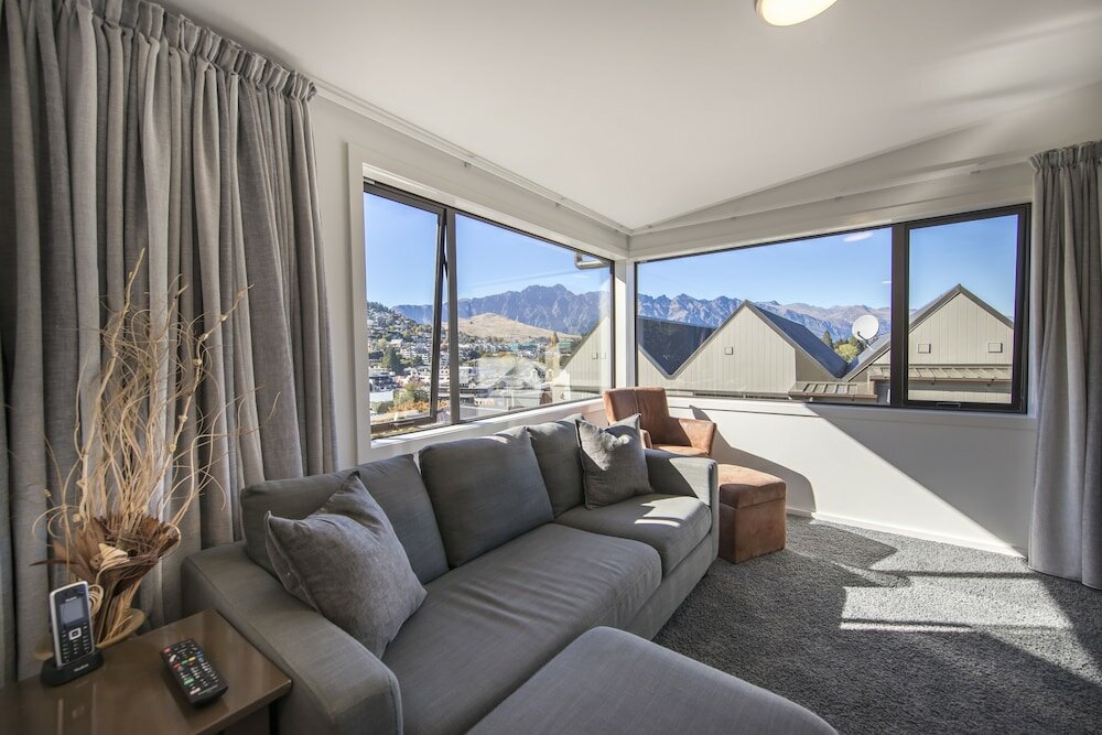 Фото Lomond Lodge Motel & Apartments