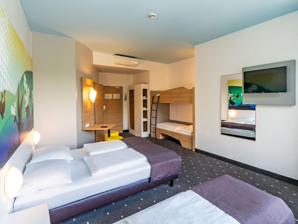 Фото B&b Hotel Göttingen-City