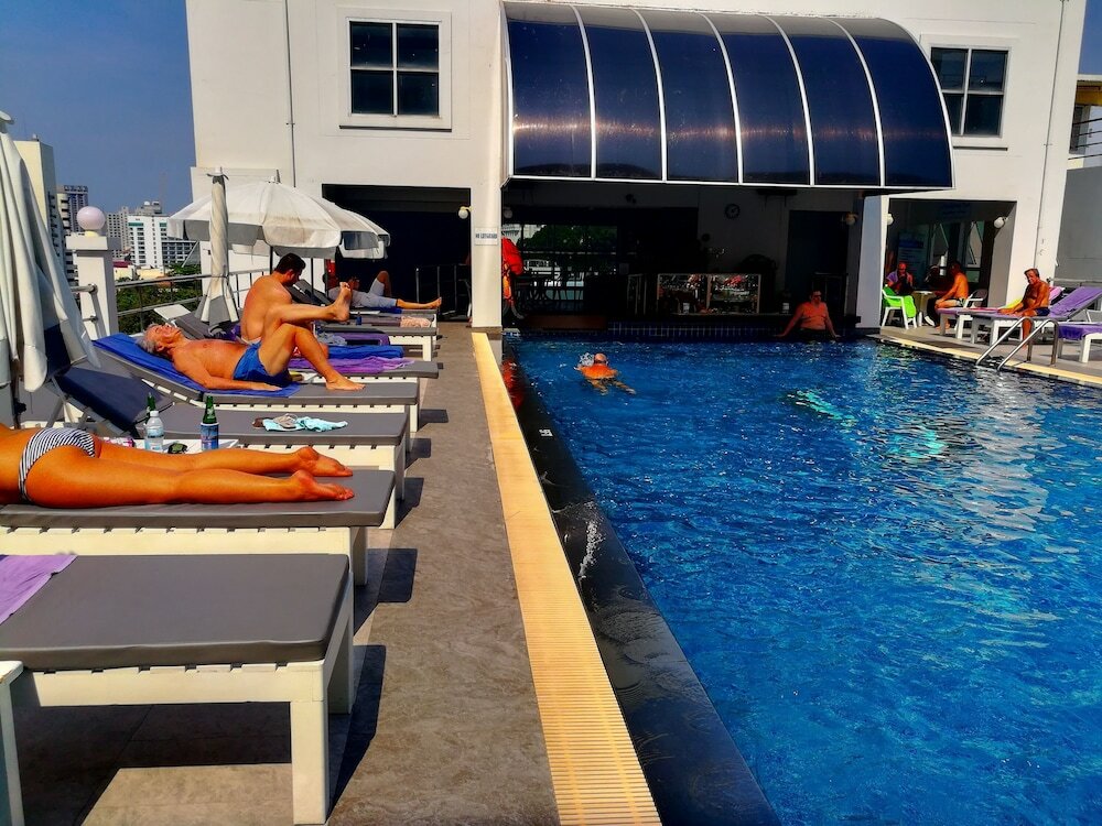 Фото Flipper House Hotel