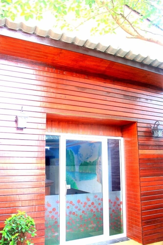 Фото Golden Bee PhiPhi 