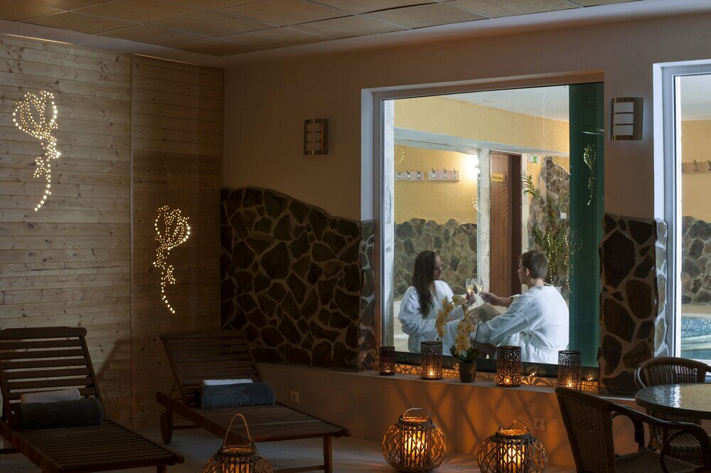 Фото Hotel Dixon