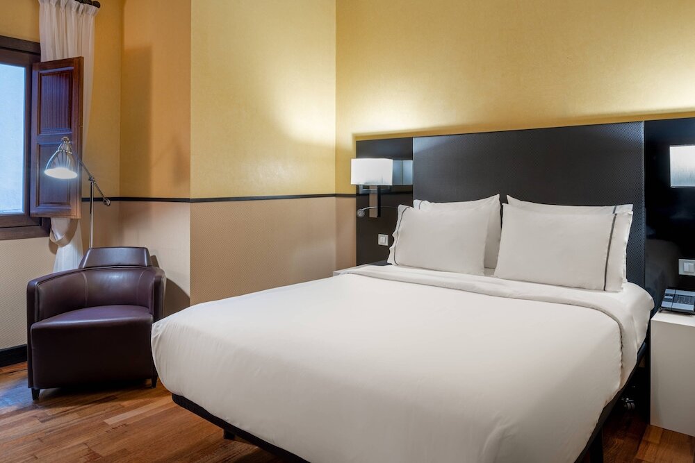 Фото Hotel Palacio de Santa Paula, Autograph Collection