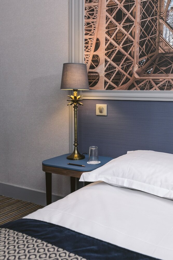 Фото Hotel Saint Christophe Paris