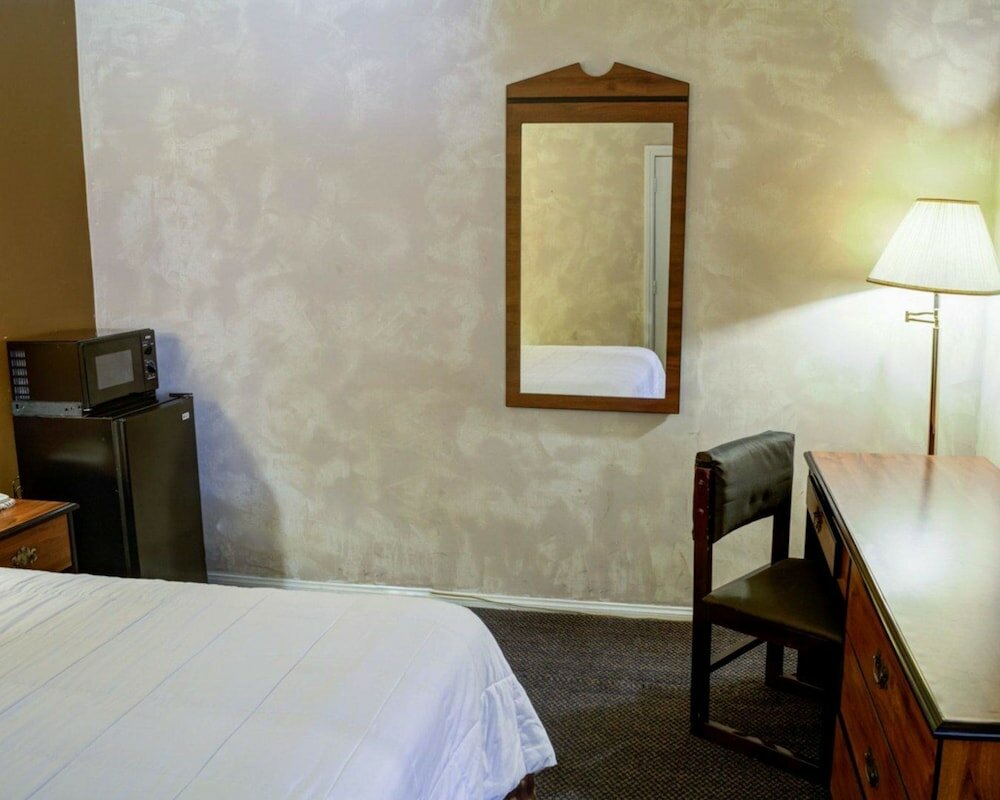 Фото Rodeway Inn near Venice Beach