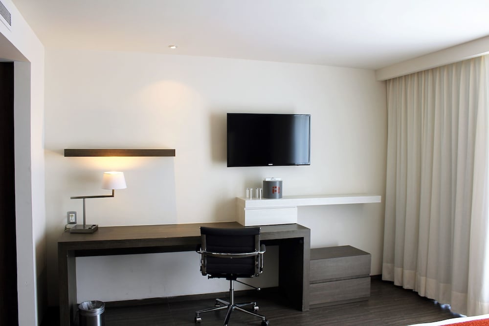 Фото Real Inn Cancun