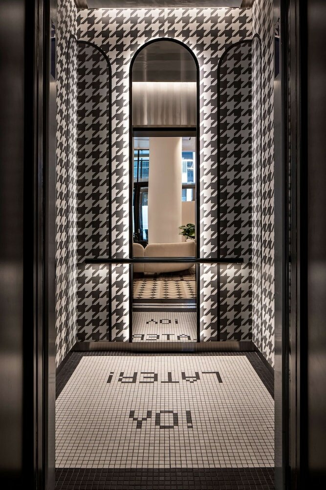 Фото Motto by Hilton New York City Times Square