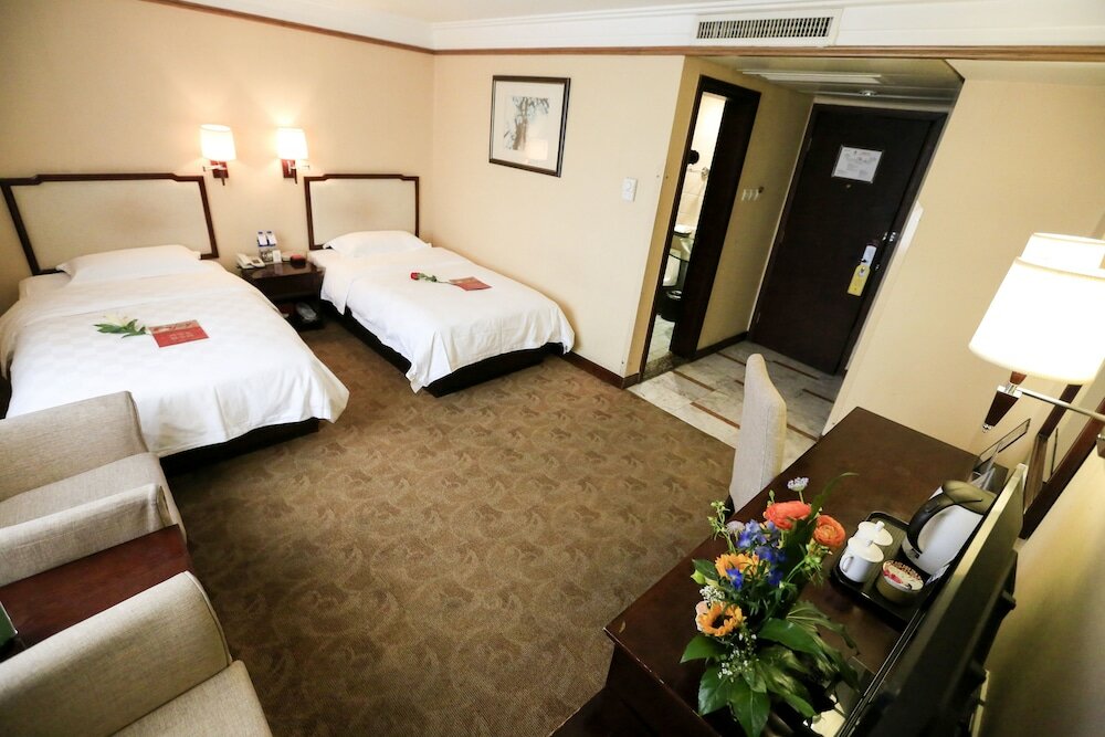 Фото Bell Tower Hotel Xian