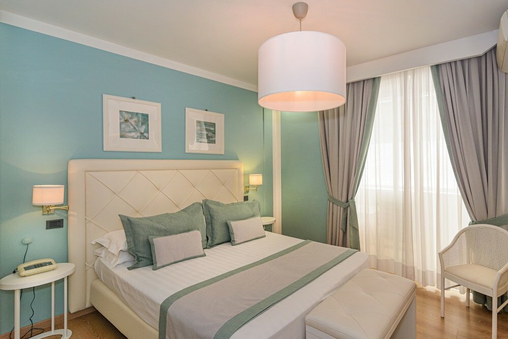 Фото Raffaelli Park Hotel