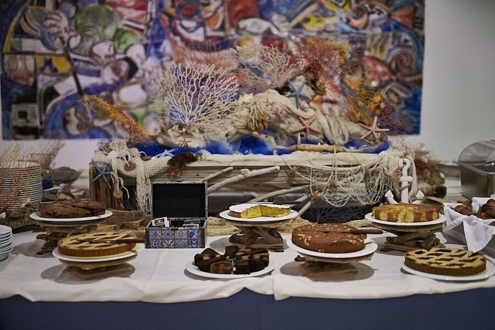 Фото Tirreno Hotel