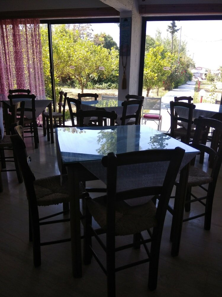 Фото Violetta Hotel