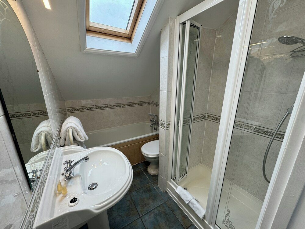 Фото Brentwood Guest House Hotel