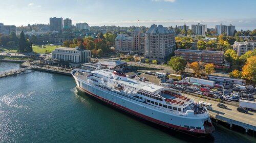 Внешний вид отеля Days Inn by Wyndham Victoria On The Harbour в Виктории, фото 5