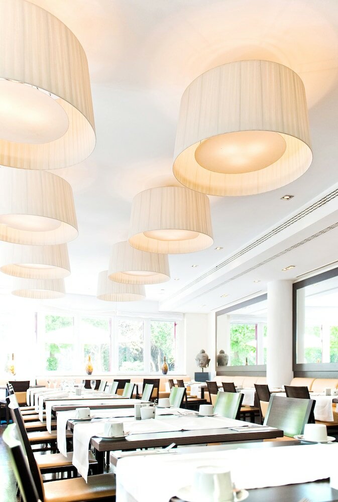 Фото Bristol Hotel Frankfurt