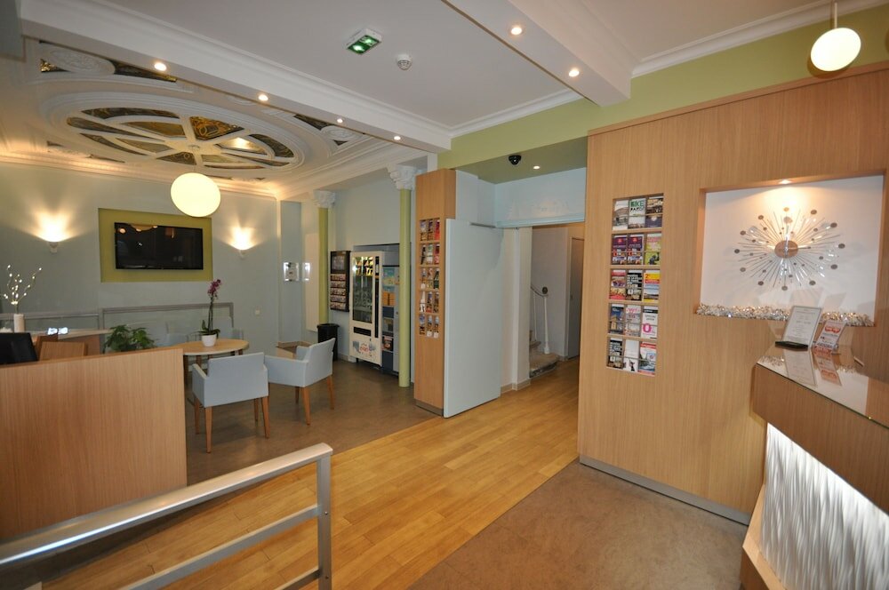 Фото Saint Georges Lafayette Hotel