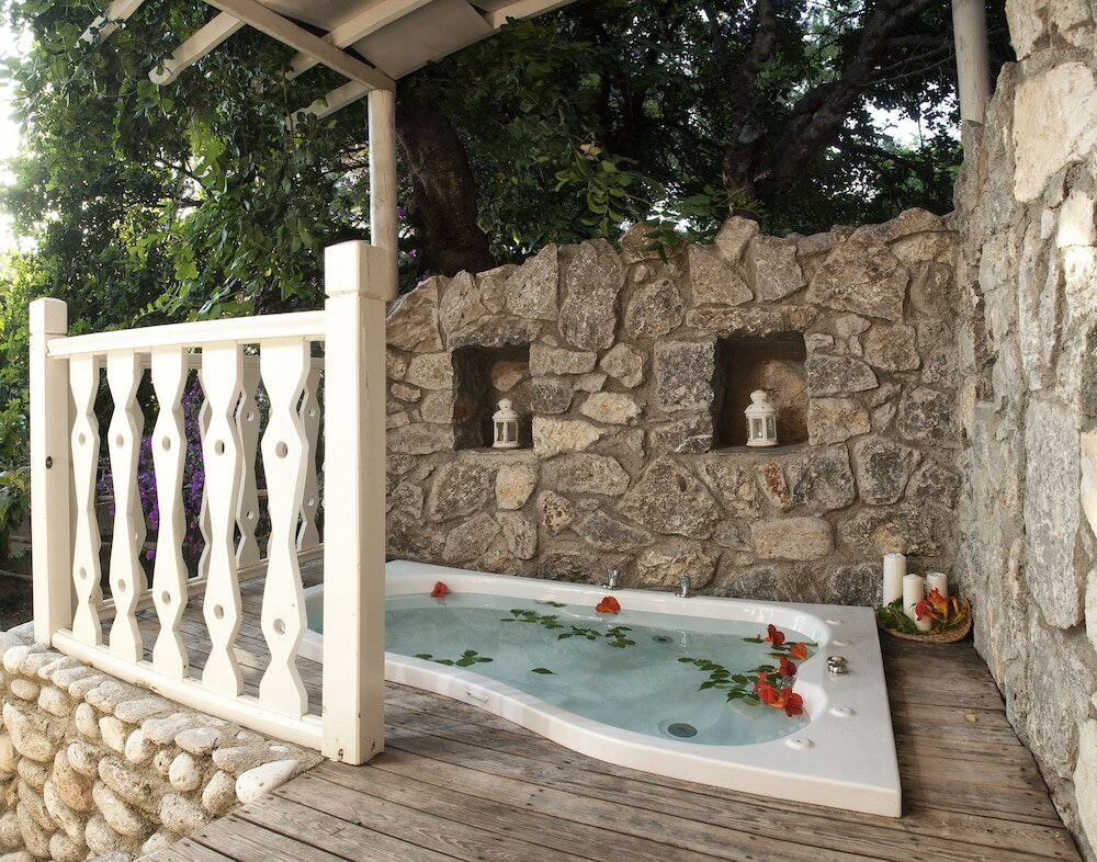 Фото Nautical Hotel